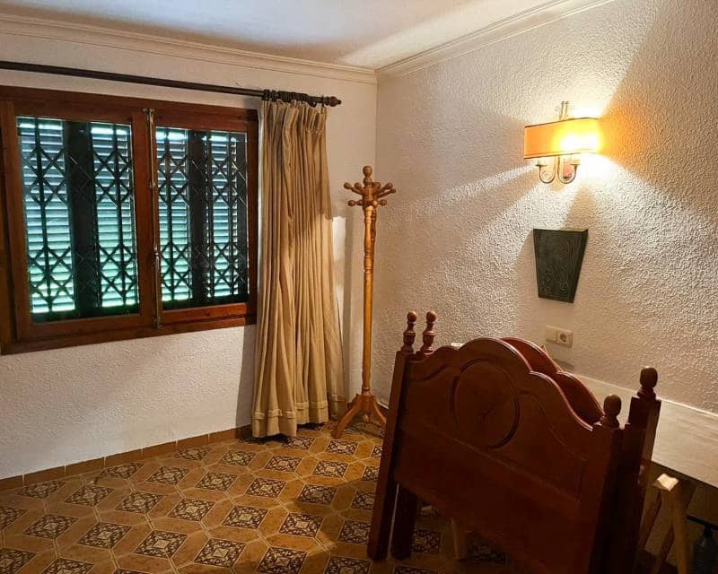 4 soverom Kjedet enebolig til salgs i Orihuela Costa med svømmebasseng - € 824 000 (Ref: 9064409)