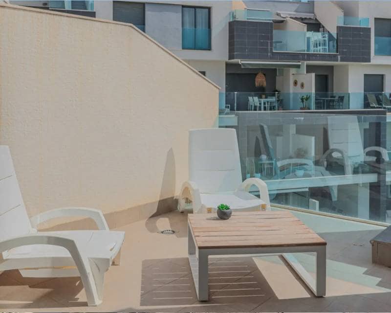 3 Zimmer Penthouse zu verkaufen in Guardamar del Segura mit Pool Garage - 295.000 € (Ref: 9064725)