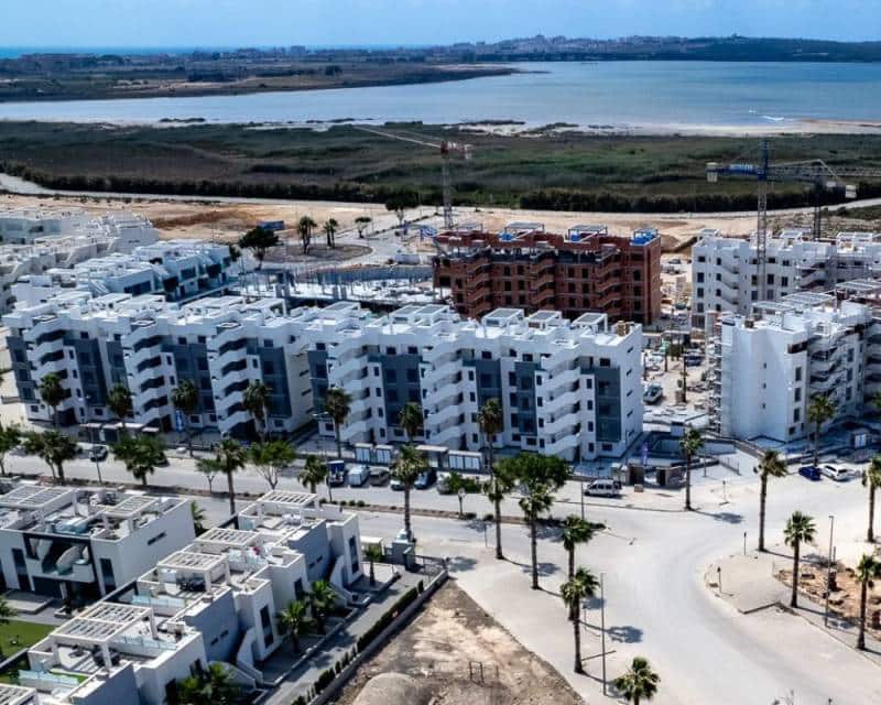 3 Zimmer Penthouse zu verkaufen in Guardamar del Segura mit Pool Garage - 295.000 € (Ref: 9064725)