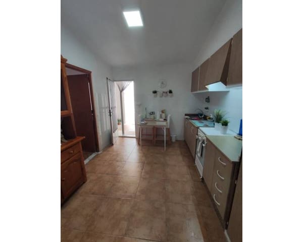 4 soveværelse Rækkehus til salg i Puerto Deportivo, Guardamar del Segura - € 210.000 (Ref: 9065896)