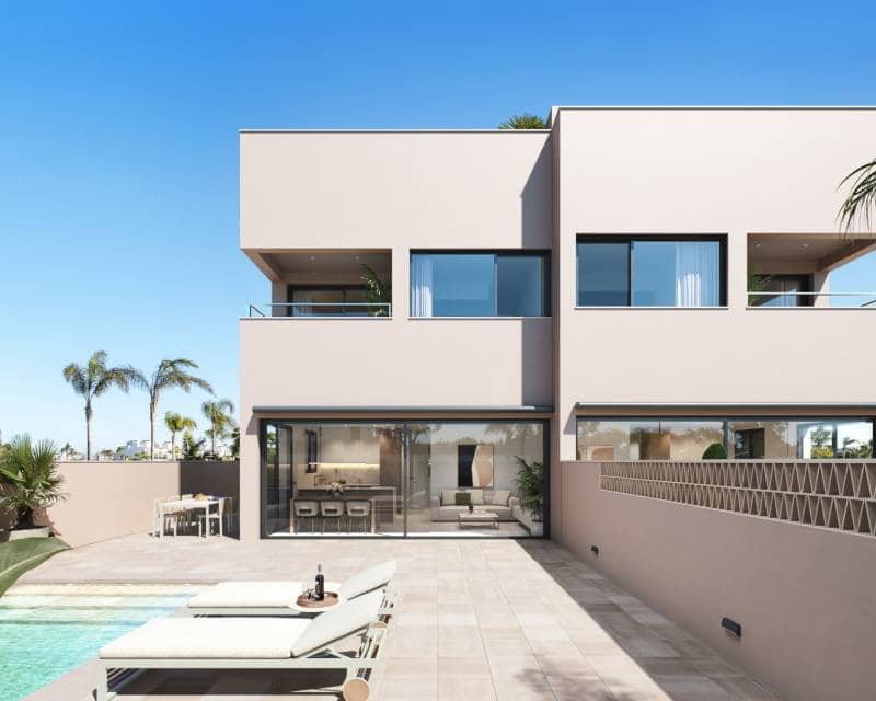 3 soverom Kjedet enebolig til salgs i Torre de la Horadada med svømmebasseng garasje - € 795 000 (Ref: 9066677)