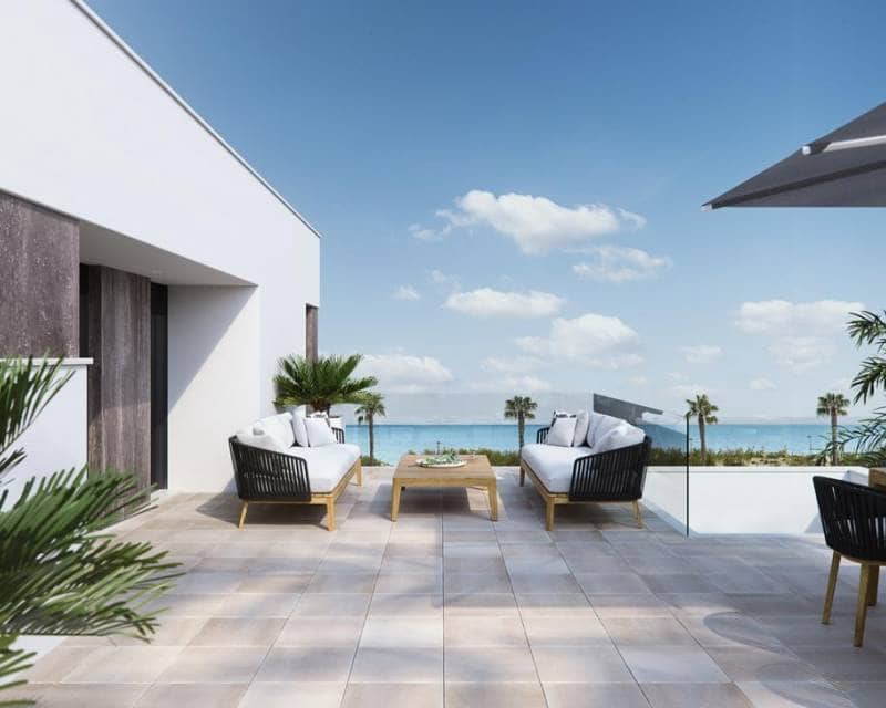 Chalet de 3 habitaciones en Torre de la Horadada en venta con piscina garaje - 1.895.000 € (Ref: 9066820)