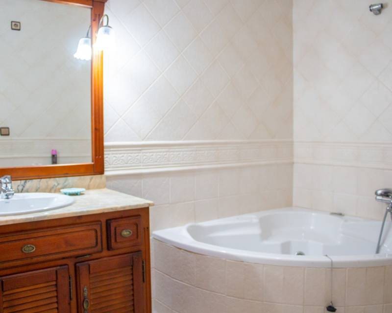 3 makuuhuone Huoneisto myytävänä paikassa Guardamar del Segura - 269 000 € (Ref: 9072385)