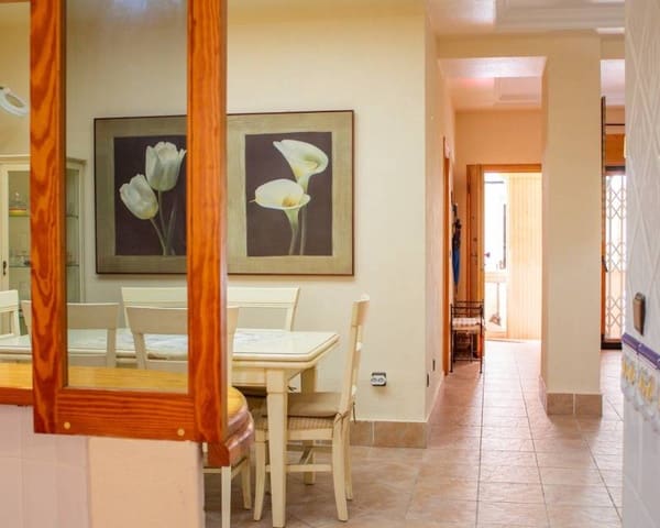 3 makuuhuone Huoneisto myytävänä paikassa Guardamar Playa, Guardamar del Segura - 269 000 € (Ref: 9072385)