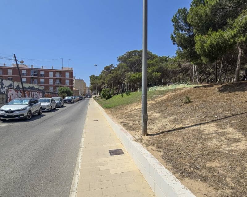 Byggetomt til salgs i Guardamar del Segura - € 2 200 000 (Ref: 9074202)