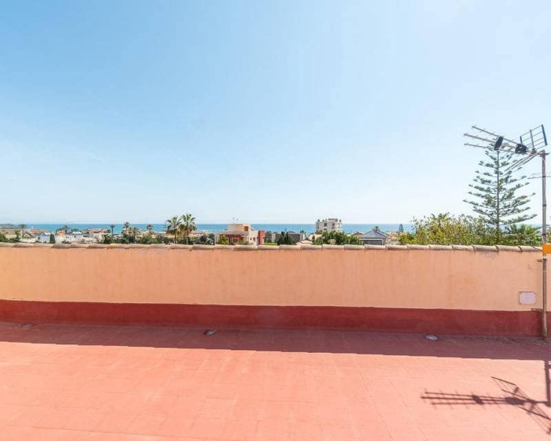 4 soveværelse Villa til salg i La Mata med swimmingpool garage - € 869.000 (Ref: 9074362)