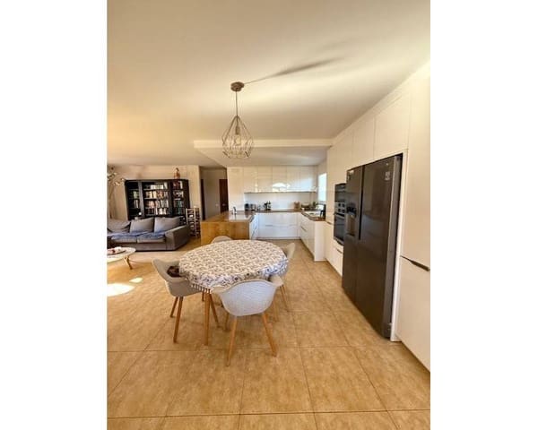 5 bedroom Villa for sale in Playa Flamenca, Orihuela with pool garage - € 850,000 (Ref: 9078599)