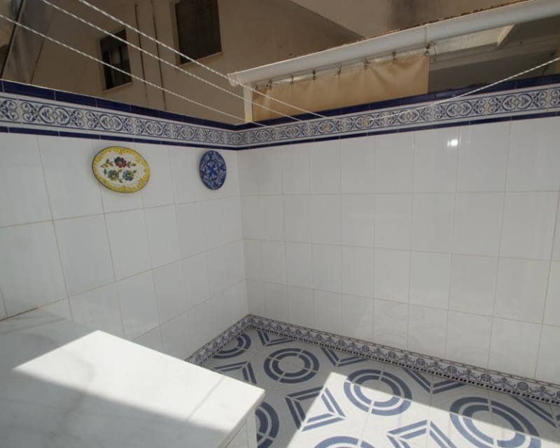 2 soveværelse Lejlighed til salg i La Veleta - € 135.000 (Ref: 9103372)