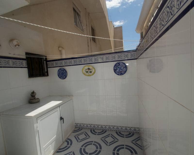 2 soveværelse Lejlighed til salg i La Veleta - € 135.000 (Ref: 9103372)