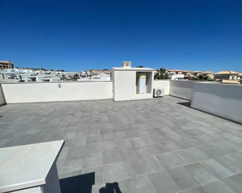 2 soverom Hus til salgs i Orihuela Costa med svømmebasseng garasje - € 249 900 (Ref: 9103620)