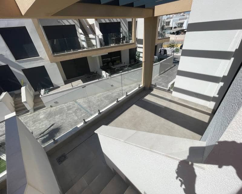 2 soverom Hus til salgs i Orihuela Costa med svømmebasseng garasje - € 249 900 (Ref: 9103620)