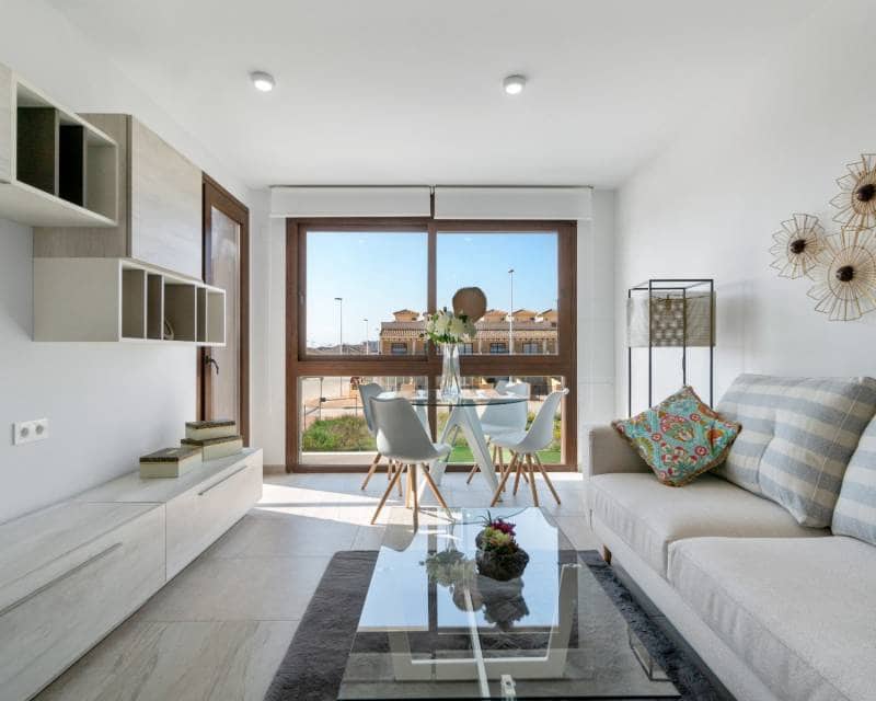 2 slaapkamer Huis te koop in San Pedro del Pinatar met zwembad garage - € 265.000 (Ref: 9105201)