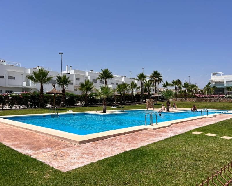 1 soveværelse Lejlighed til salg i Orihuela med swimmingpool - € 179.000 (Ref: 9105368)