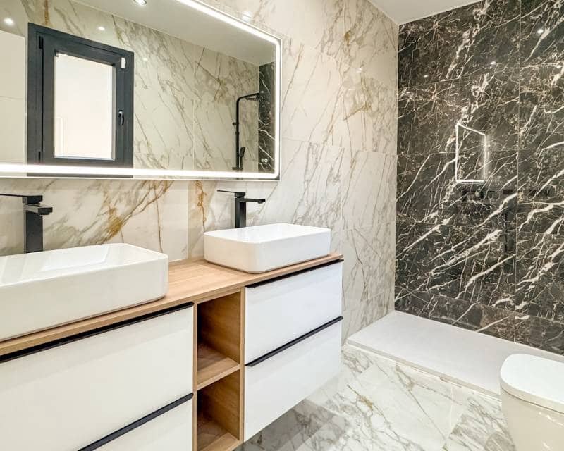 4 slaapkamer Villa te koop in Los Altos met zwembad garage - € 995.000 (Ref: 9109827)