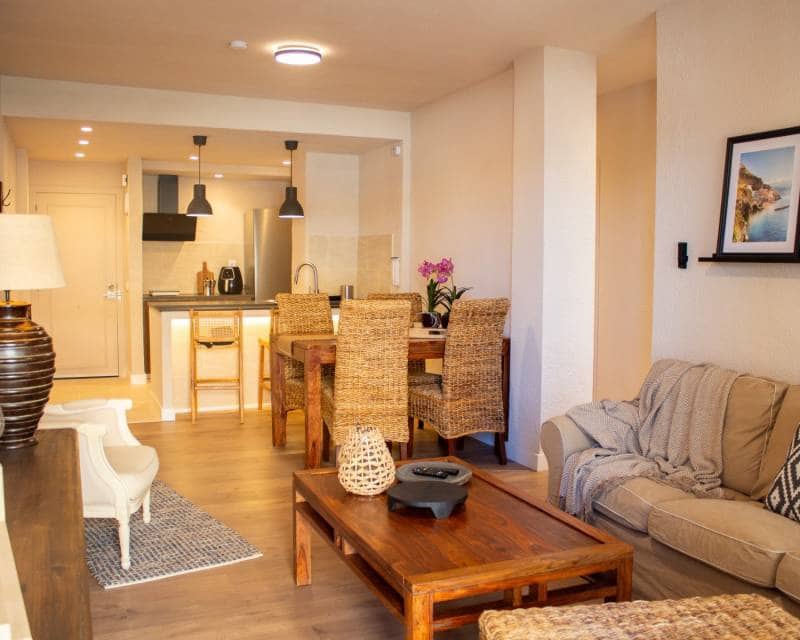 2 soverom Strandleiligheter til salgs i Santa Pola med svømmebasseng - € 375 000 (Ref: 9109832)