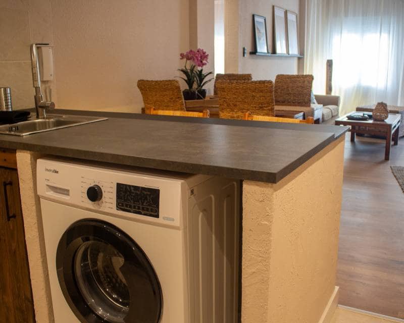 2 soverom Strandleiligheter til salgs i Santa Pola med svømmebasseng - € 375 000 (Ref: 9109832)