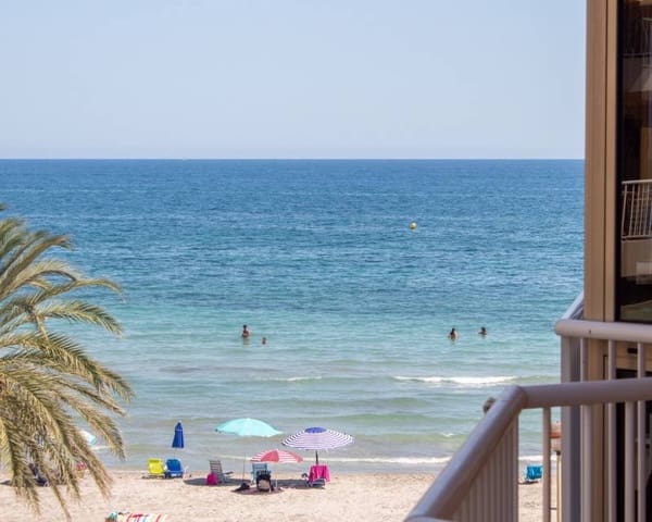 2 soveværelse Strandlejlighed til salg i Calas Santa Pola Este, Santa Pola med swimmingpool - € 375.000 (Ref: 9109832)