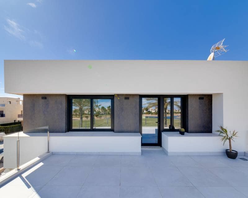 3 Zimmer Villa zu verkaufen in Pilar de la Horadada mit Pool Garage - 574.000 € (Ref: 9111313)