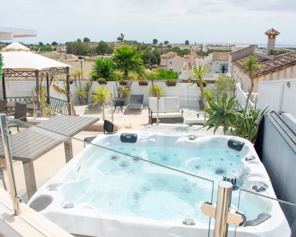 3 soverom Villa til salgs i San Miguel de Salinas med svømmebasseng garasje - € 457 000 (Ref: 9111314)