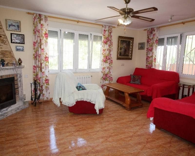 5 Zimmer Villa zu verkaufen in Los Balcones mit Pool Garage - 470.000 € (Ref: 9113398)