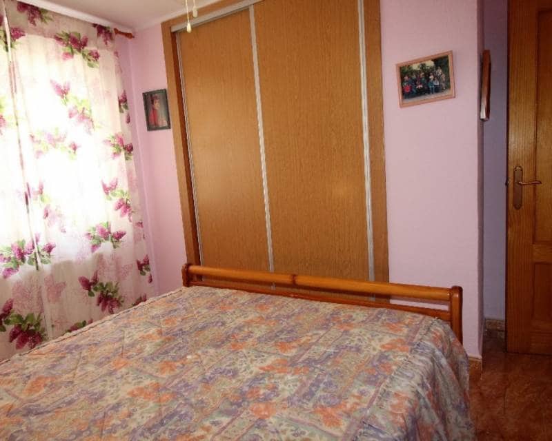 5 Zimmer Villa zu verkaufen in Los Balcones mit Pool Garage - 470.000 € (Ref: 9113398)