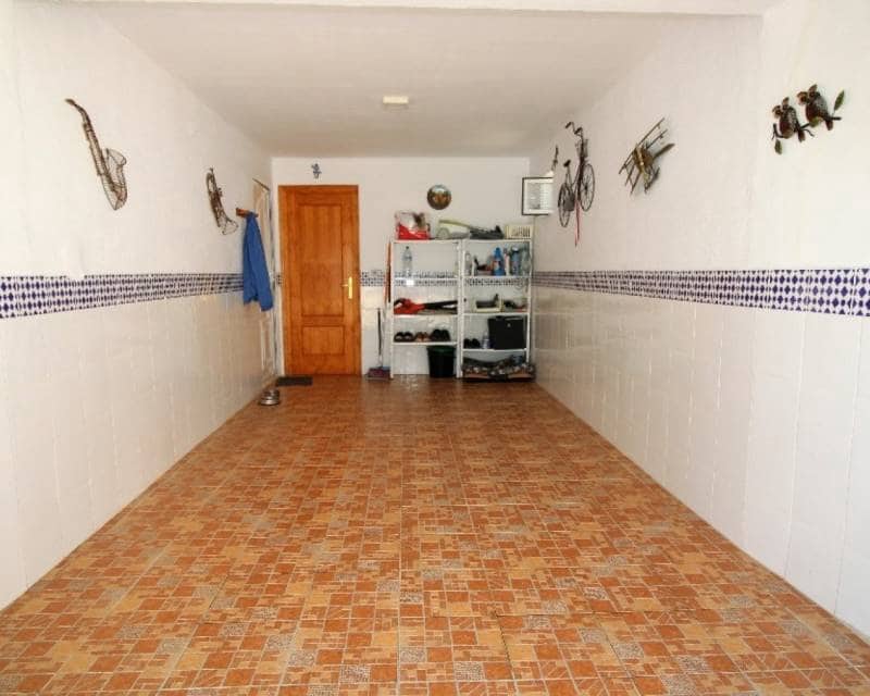 5 Zimmer Villa zu verkaufen in Los Balcones mit Pool Garage - 470.000 € (Ref: 9113398)