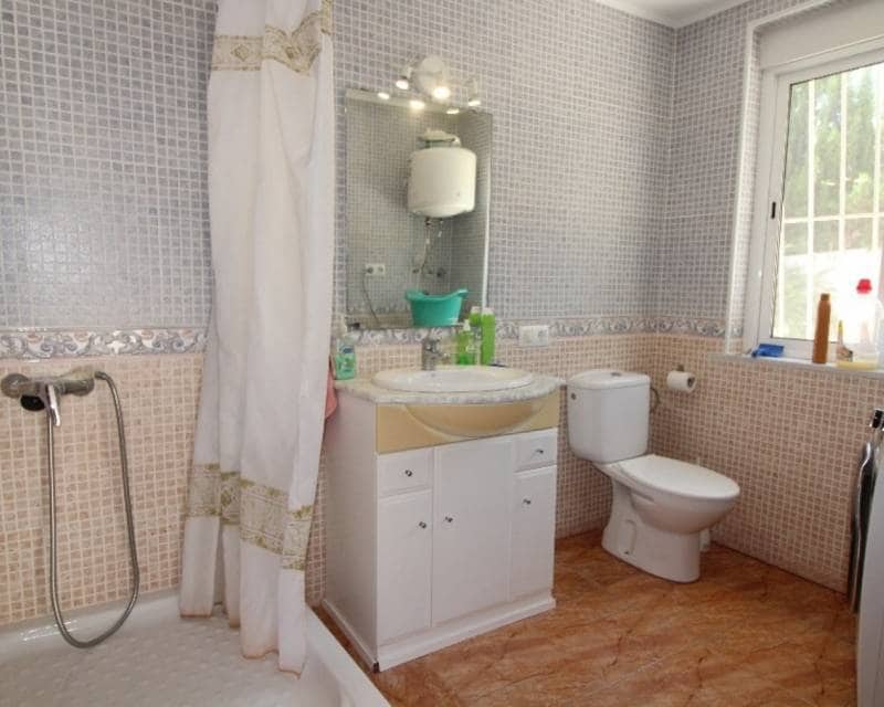 5 Zimmer Villa zu verkaufen in Los Balcones mit Pool Garage - 470.000 € (Ref: 9113398)