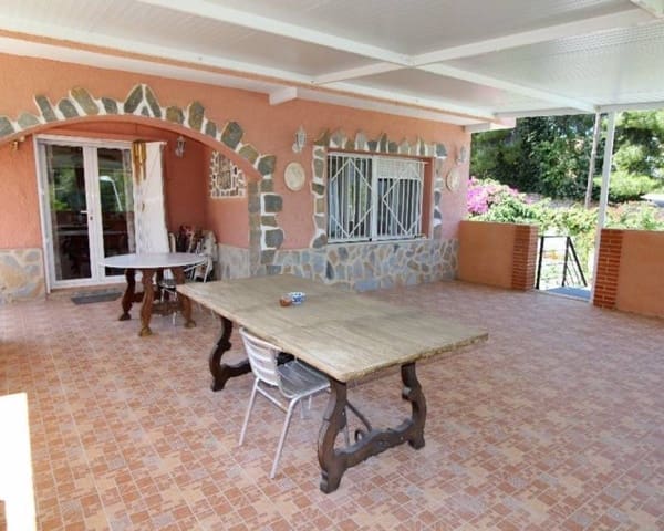 5 bedroom Villa for sale in Los Balcones with pool garage - € 470,000 (Ref: 9113398)