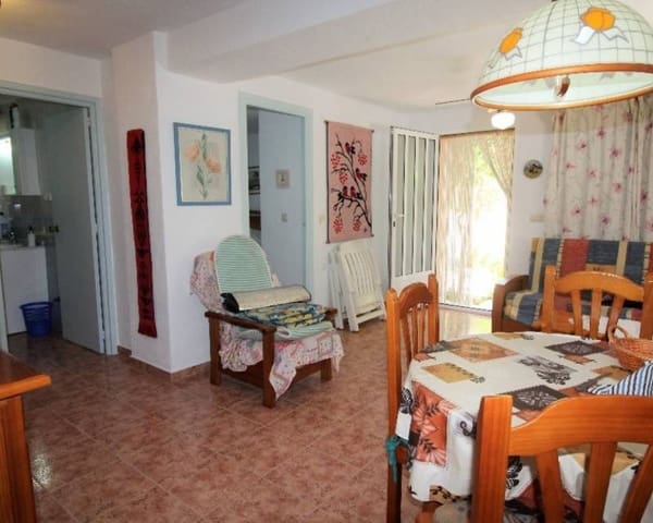 5 bedroom Villa for sale in Los Balcones with pool garage - € 470,000 (Ref: 9113398)