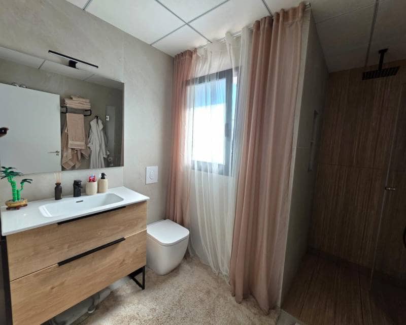 2 soverom Kjedet enebolig til salgs i Benijofar med svømmebasseng garasje - € 320 000 (Ref: 9114861)