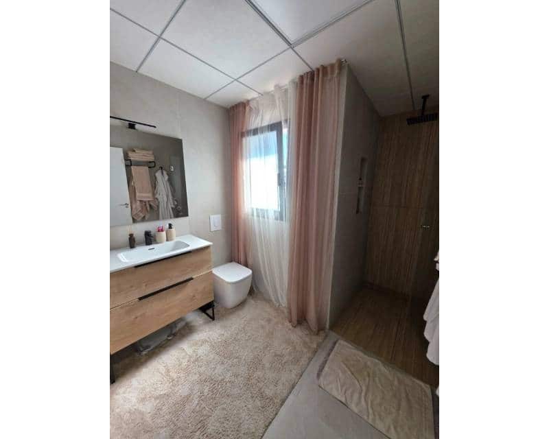 2 soverom Kjedet enebolig til salgs i Benijofar med svømmebasseng garasje - € 320 000 (Ref: 9114861)