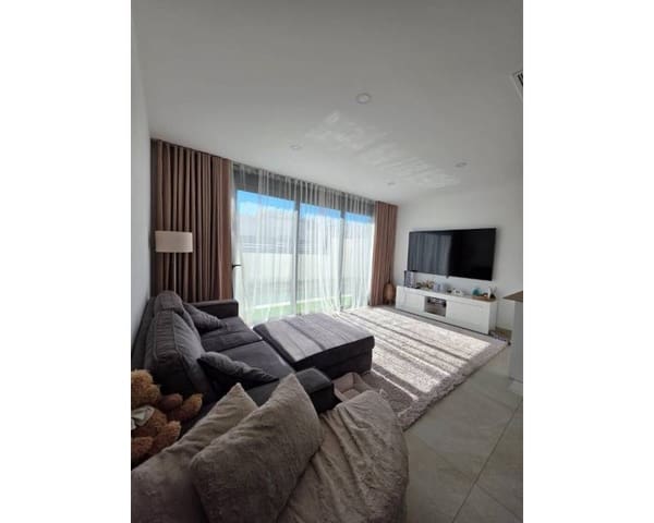 2 soveværelse Semi-Rækkehus til salg i Benijófar med swimmingpool garage - € 320.000 (Ref: 9114861)