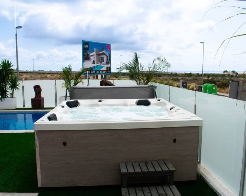 3 Zimmer Villa zu verkaufen in Vistabella mit Pool Garage - 548.100 € (Ref: 9114862)