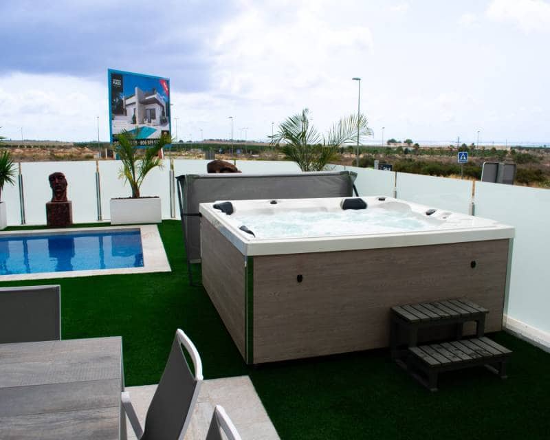 3 Zimmer Villa zu verkaufen in Vistabella mit Pool Garage - 548.100 € (Ref: 9114862)