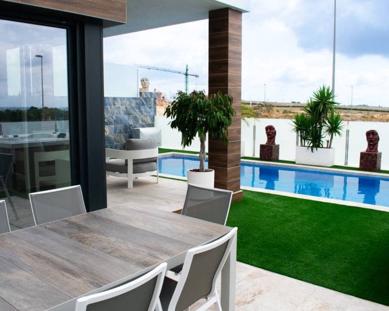 3 Zimmer Villa zu verkaufen in Vistabella mit Pool Garage - 548.100 € (Ref: 9114862)