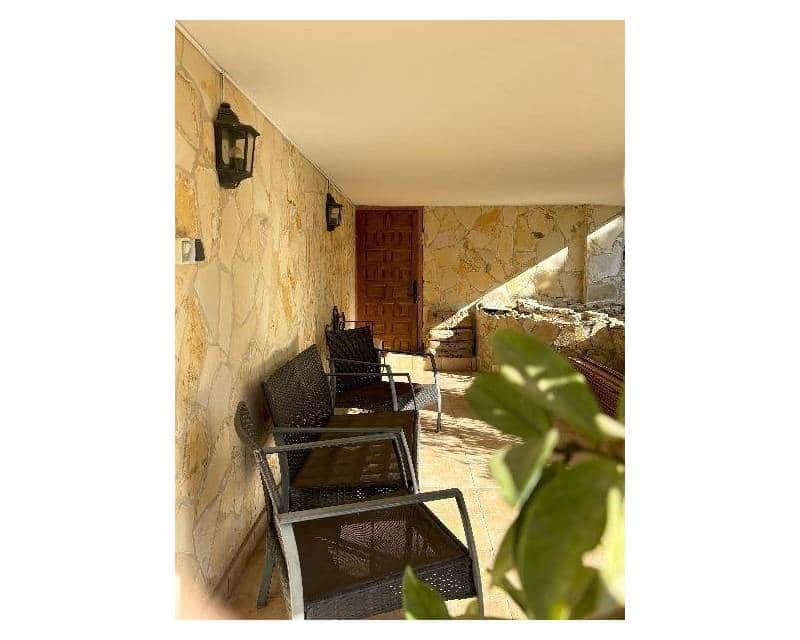 5 makuuhuone Huvila myytävänä paikassa Ciudad Quesada mukana uima-altaan 
autotalli - 630 000 € (Ref: 9115212)