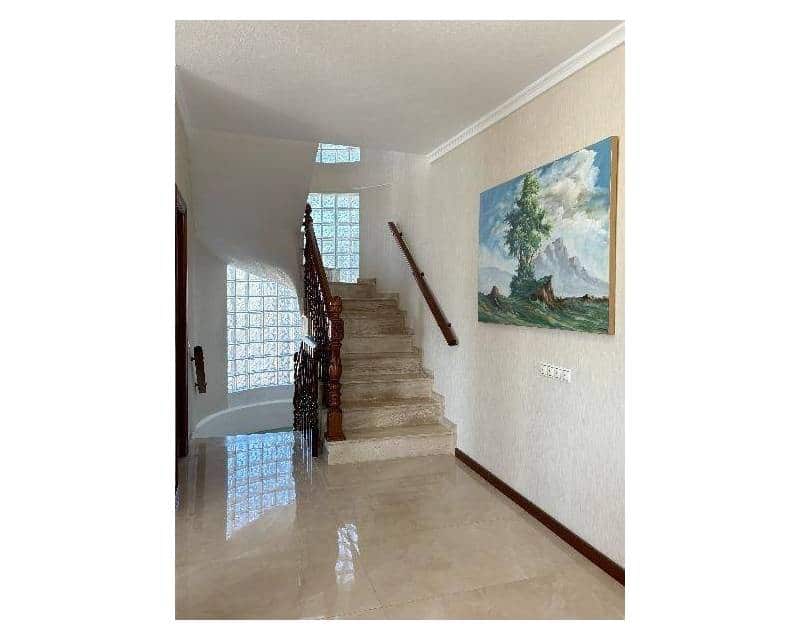 5 makuuhuone Huvila myytävänä paikassa Ciudad Quesada mukana uima-altaan 
autotalli - 630 000 € (Ref: 9115212)