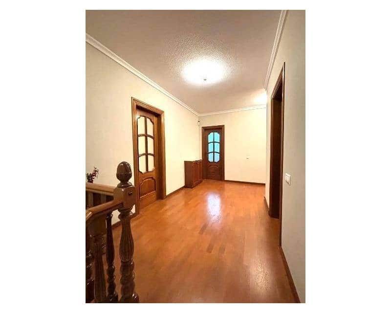 5 makuuhuone Huvila myytävänä paikassa Ciudad Quesada mukana uima-altaan 
autotalli - 630 000 € (Ref: 9115212)