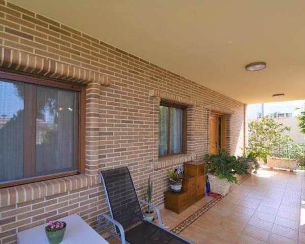 5 Zimmer Villa zu verkaufen in Ciudad Quesada, Rojales mit Pool Garage - 630.000 € (Ref: 9115212)