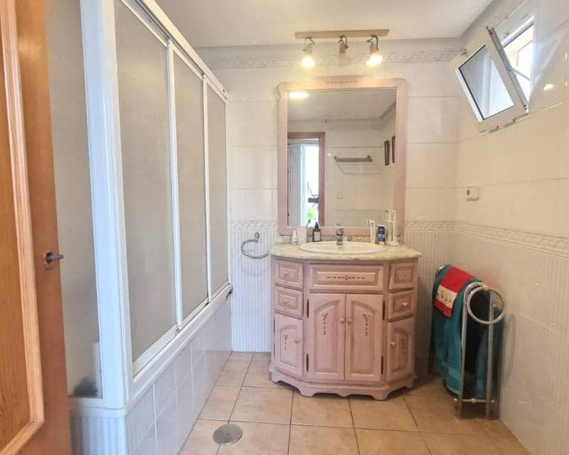 3 soveværelse Rækkehus til salg i Aguas Nuevas med swimmingpool garage - € 210.000 (Ref: 9115433)