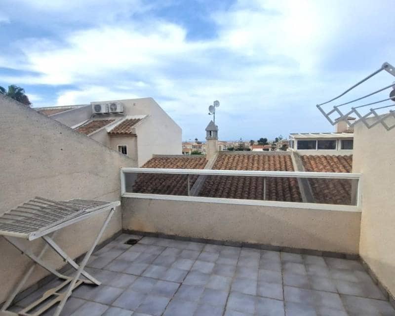 3 soveværelse Rækkehus til salg i Aguas Nuevas med swimmingpool garage - € 210.000 (Ref: 9115433)