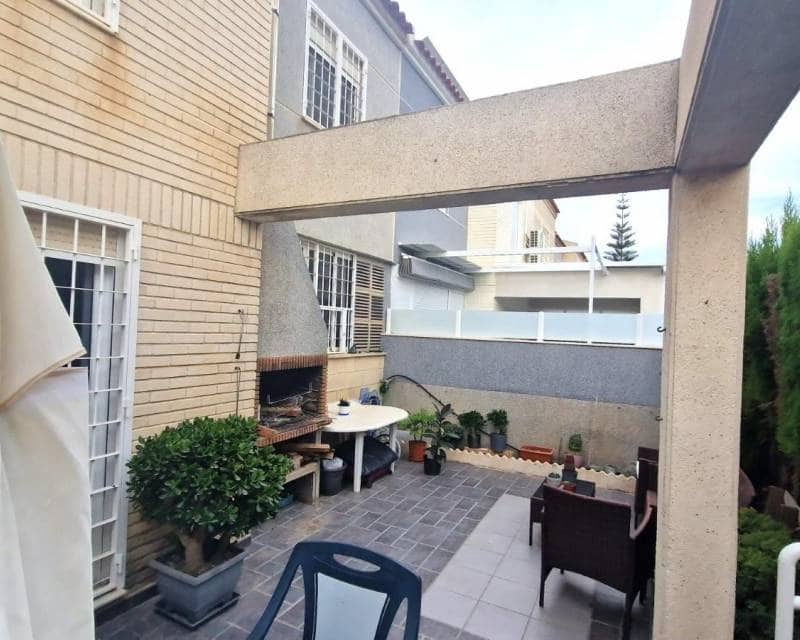 3 soveværelse Rækkehus til salg i Aguas Nuevas med swimmingpool garage - € 210.000 (Ref: 9115433)