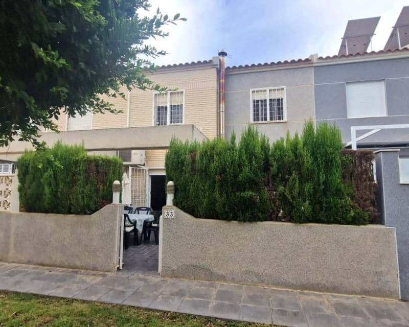 3 soveværelse Rækkehus til salg i Aguas Nuevas med swimmingpool garage - € 210.000 (Ref: 9115433)