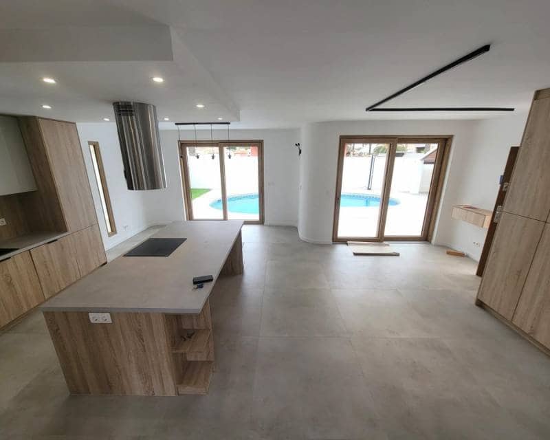 3 quarto Moradia para venda em Orihuela Costa com piscina - 1 400 000 € (Ref: 9118056)