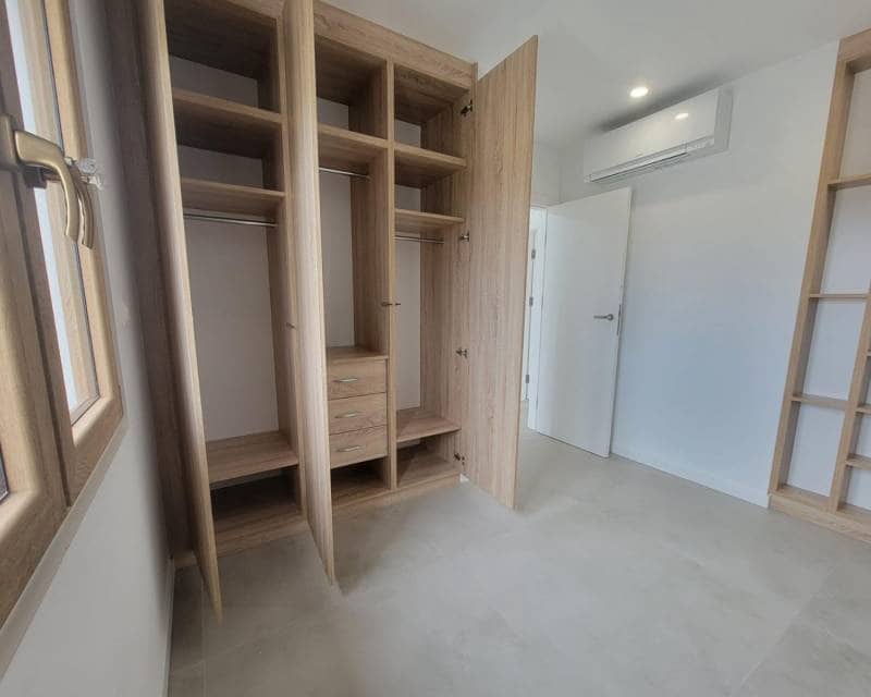 3 quarto Moradia para venda em Orihuela Costa com piscina - 1 400 000 € (Ref: 9118056)