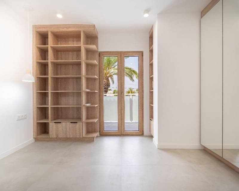 3 slaapkamer Villa te koop in Orihuela Costa met zwembad - € 1.400.000 (Ref: 9118056)