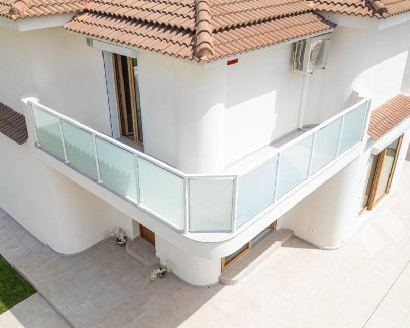 3 slaapkamer Villa te koop in Orihuela Costa met zwembad - € 1.400.000 (Ref: 9118056)