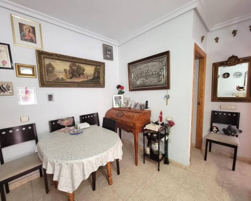 2 slaapkamer Appartement te koop in Torrevieja - € 117.260 (Ref: 9118057)