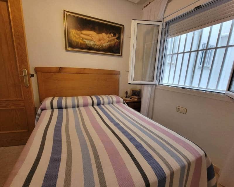 2 slaapkamer Appartement te koop in Torrevieja - € 117.260 (Ref: 9118057)