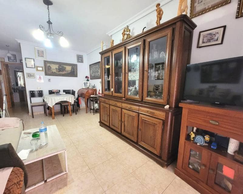 2 slaapkamer Appartement te koop in Torrevieja - € 117.260 (Ref: 9118057)